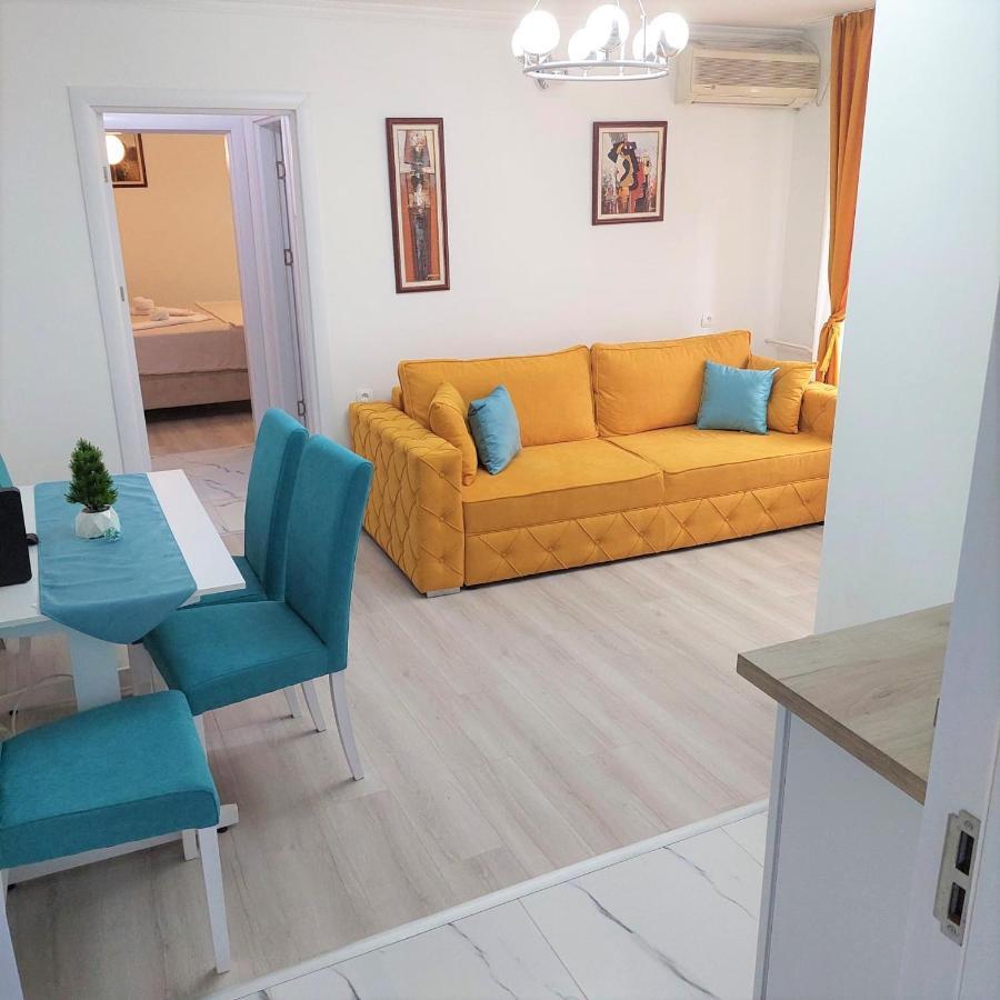 City Lux Square Apartments スコピエ エクステリア 写真